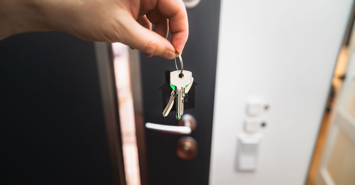 How Much Does an Emergency Locksmith Cost Near Me in LA? — A Plus Locksmith Hollywood