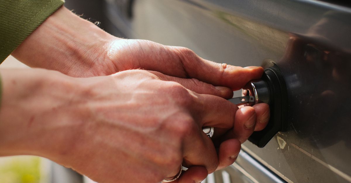 locksmith service technician — A Plus Locksmith Hollywood