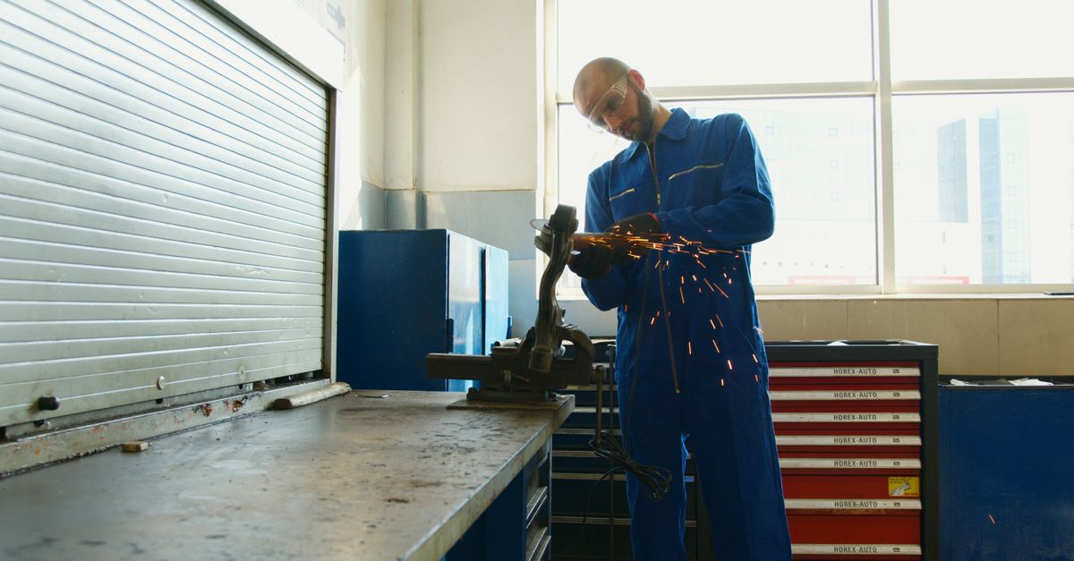 locksmith service technician — A Plus Locksmith Hollywood