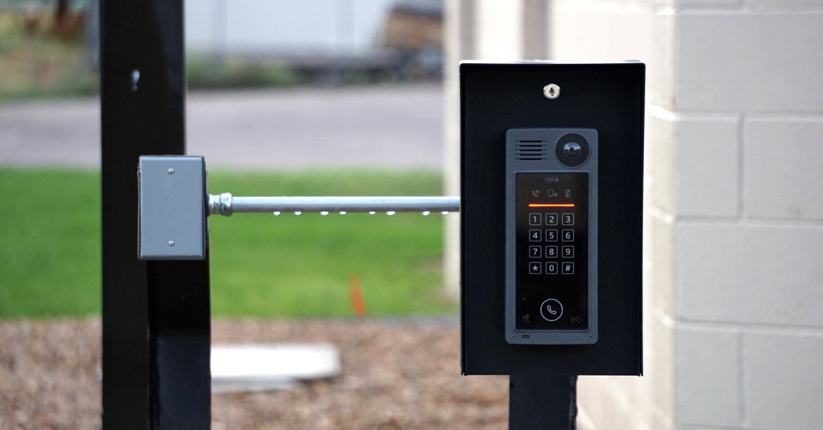 Keyless Entry for Renters: Smart Locks That Don't Require Drilling — A Plus Locksmith Hollywood